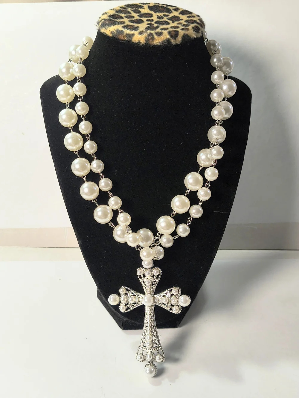 NWOT Two Gold and Pearl Beaded Cross Pendant Necklaces - Picture 2 of 8